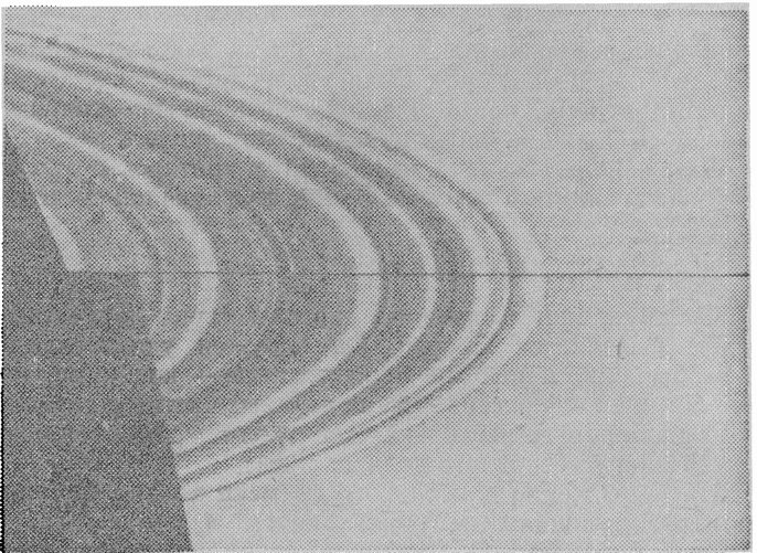 Рис. 9. Кольца Сатурна. (Снимок получен космическим аппаратом «Вояджер-1»)