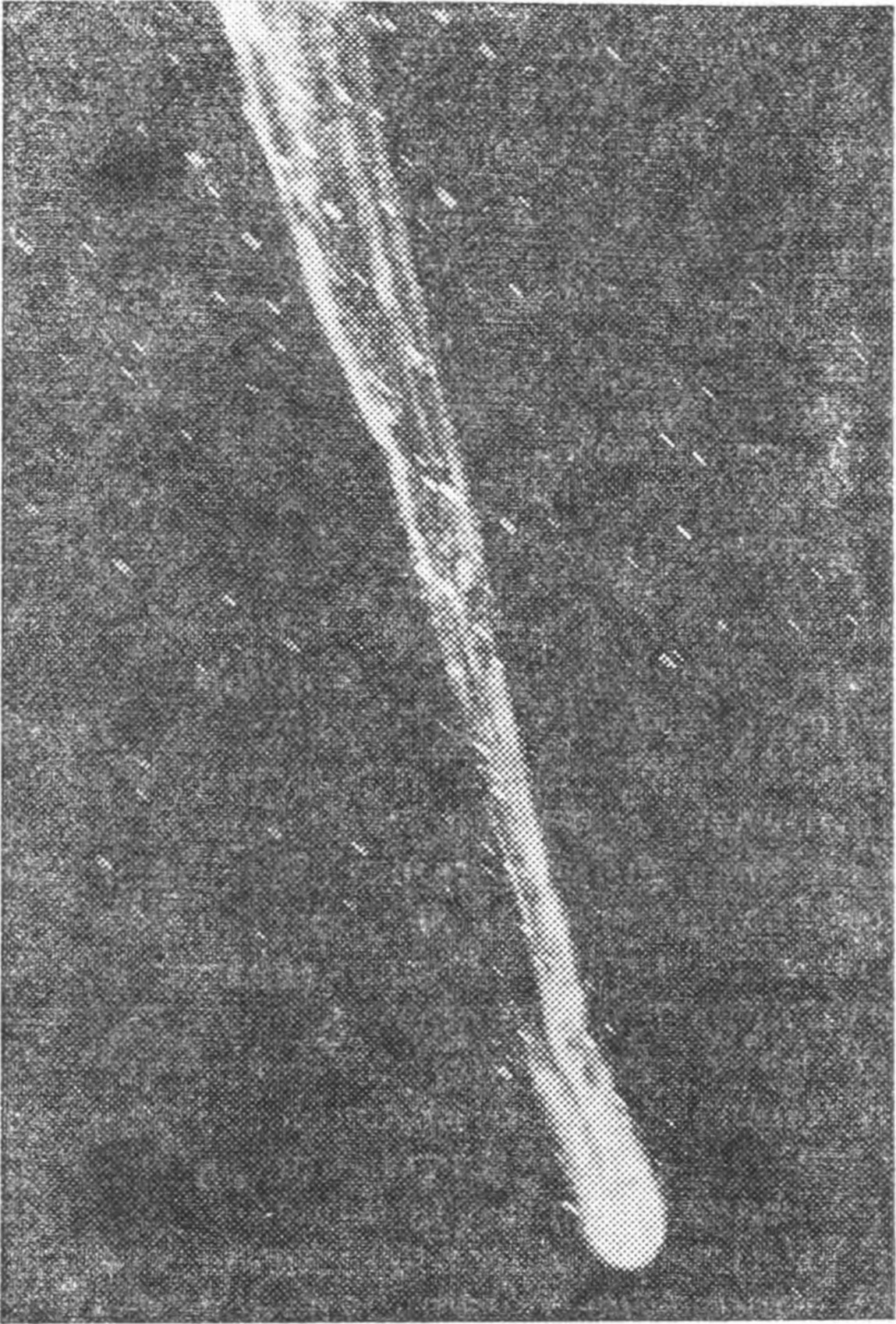 Рис. 77. Комета Галлея в 1910 г