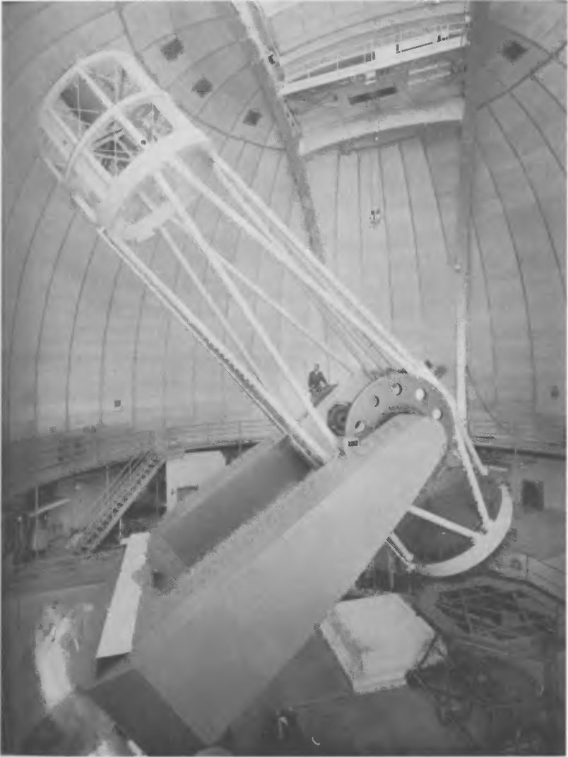 Рис. 3.27.120-дюймовый (305 см) рефлектор «Шейн» Ликской обсерватории (1959 г.)