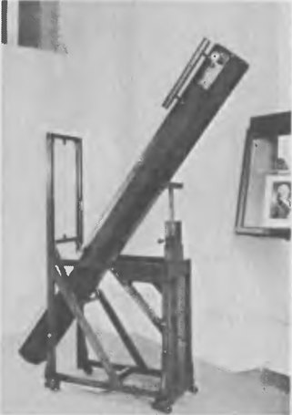 Рис. 4.2. Копия телескопа Гершеля, с которым он открыл Уран