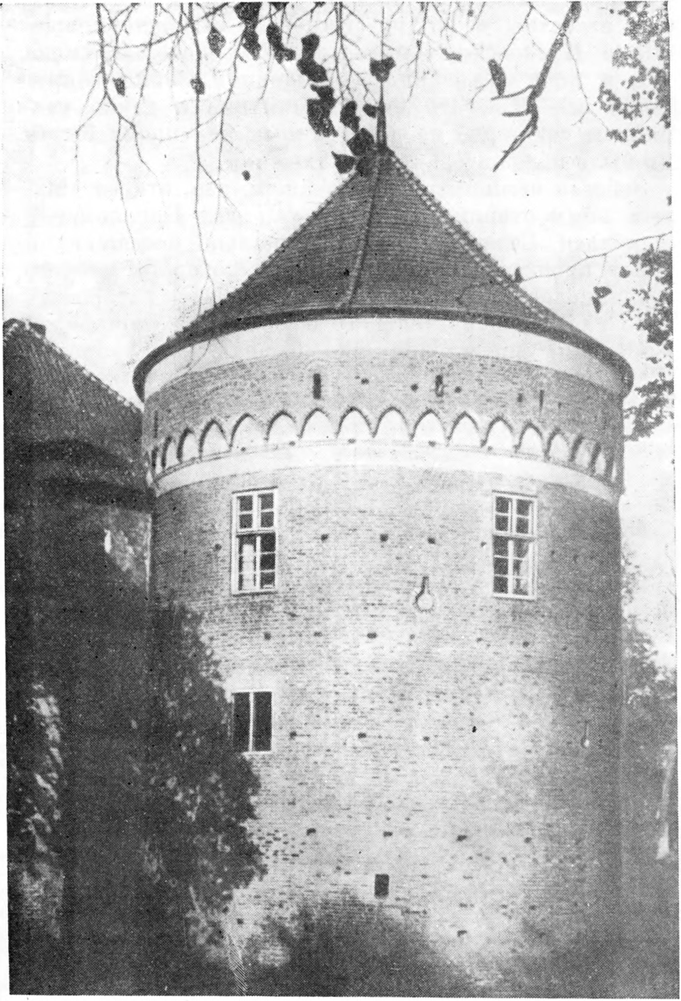 Сторожевая башня Лидзбаркского замка — предполагаемое место астрономических наблюдений Коперника