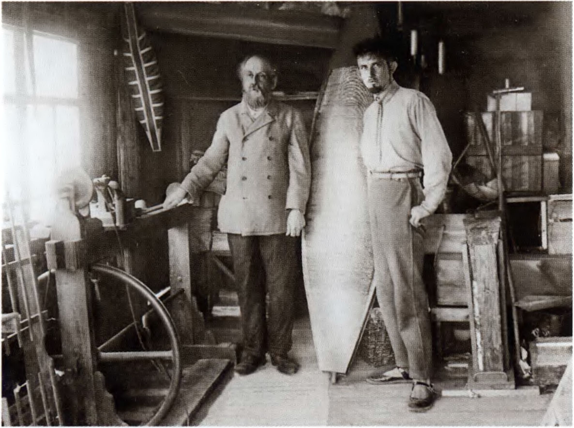 Циолковский с журналистом Алтайским. 1928 г